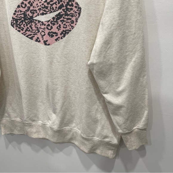 Wildfox Cheetah Lip Sweatshirt Medium Loose Fit - Picture 5 of 8